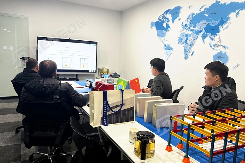 Cliente brasileño visita Hengon para proyecto de almacén de acero Cliente brasileño visita Hengon para proyecto de almacén de acero