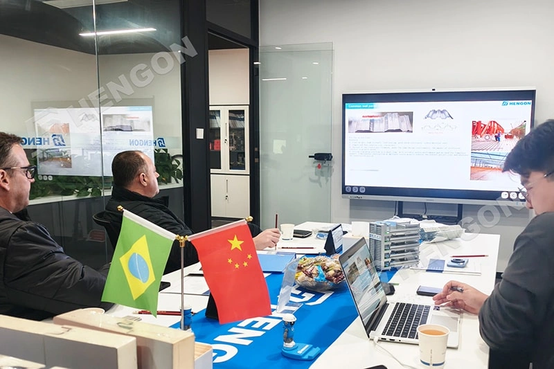 Cliente brasileño visita Hengon para proyecto de almacén de acero Cliente brasileño visita Hengon para proyecto de almacén de acero