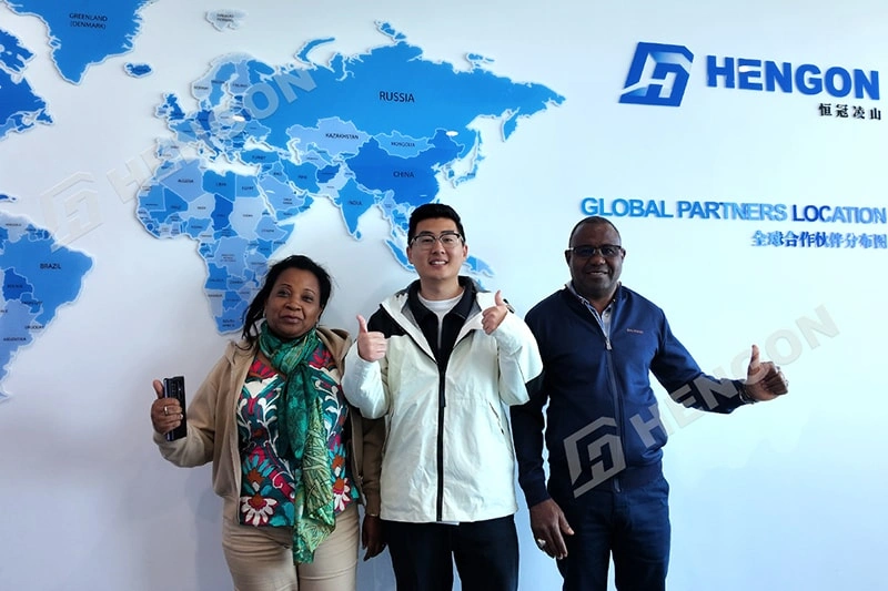 Cliente de Reunión visita Hengon para discutir la instalación y el futuro Cliente de Reunión visita Hengon para discutir la instalación y el futuro
